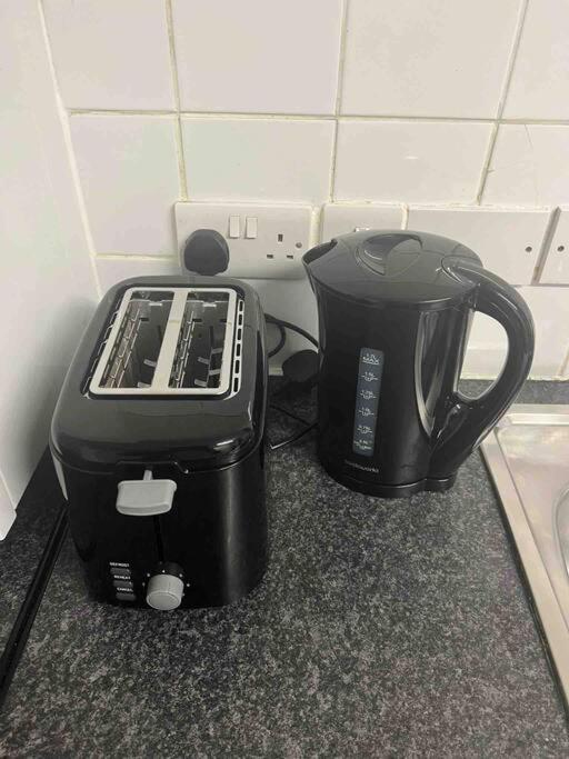 Spacious One Bedroom Private Flat In Brixton +Wifi Londyn Zewnętrze zdjęcie